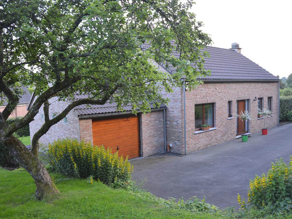 Modern Holiday Home In Stavelot With Fireplace Exterior photo